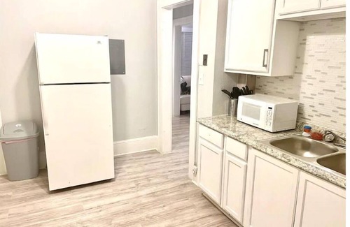 East Point Apartamento | Beautiful 1B/1B in Southwest Atlanta.