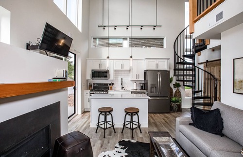 Whitefish Casa | Beautiful 1BD w/ Loft at The Quarry! Amazing Amenities & close to all the fun