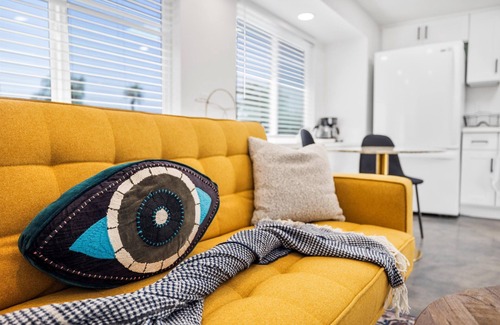 Garden Grove Casa | Beautiful 1bdr ~ Close to Disney ~ Pet friendly