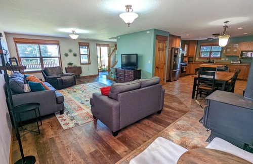 Gunnison Casa | Beautiful 2,000 sq. ft. home in town in Gunnison, Colorado!