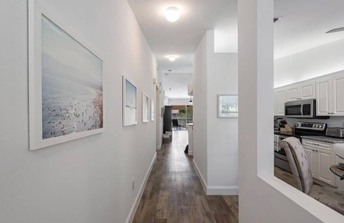North Naples Condominio | BEAUTIFUL 2/2 Condo Naples *LOCATION*