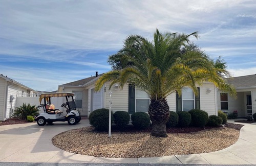 Winifred Villa | Beautiful 2/2 Villa Conveniently Located w/BBQ Grill & FREE WiFi!