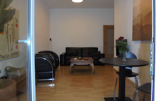 Oberhausen Apartamento | Hermosas habitaciones justo 2,5 - montador - apartamento con terraza