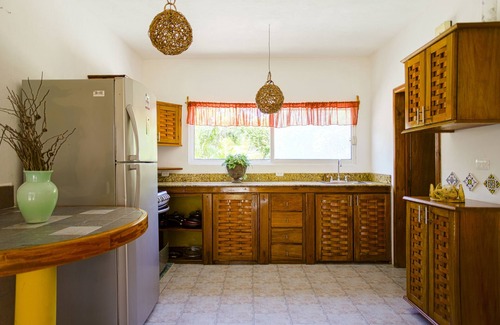 Playa del Secreto Casa | Beautiful 2 Bdrs Villa with Pool,Private Beach,Wi-Fi, Kayaks, Manager, Chef .