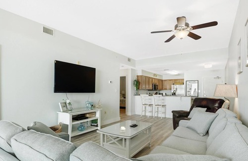 Fort Morgan Pines Condominio | Beautiful 2 Bdrm, 2 Ba condo with 2 pools, easy beach access & amazing views