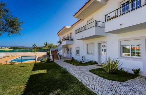 Pata de Baixo Apartamento | Beautiful 2-bed Apartment in Olhos de Agua