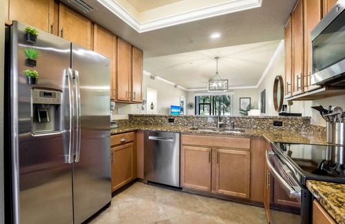 Naples Condominio | Beautiful 2-Bed 2-Bath Veranda w/ Den in brilliant Bonita National