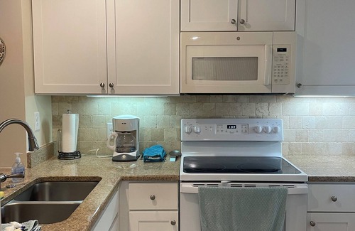 Briarcliffe Acres Apartamento | Beautiful 2 Bedroom Tennis Villa in Ocean Creek