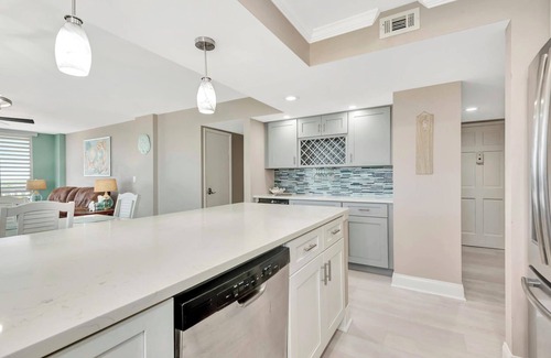Glenwood Condominio | Beautiful 2-Bedroom/2 -Bath Condo direct beachfront Ormond Beach