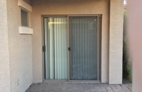 Glendale Casa | Beautiful 2 Bedroom & 2 Bath Home Located in a gated community in Glendale, AZ.