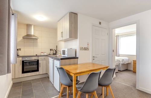 Hele Condominio | Beautiful 2 Bedroom Apartment Ilfracombe Number 2