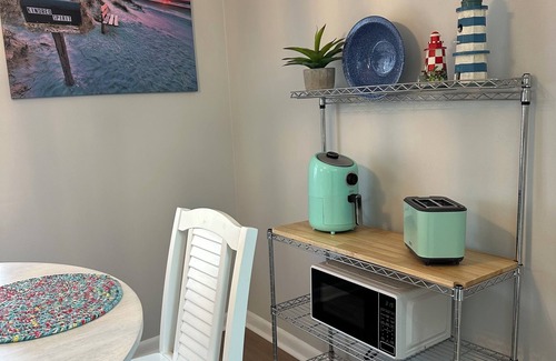 Calabash Condominio | Beautiful 2-bedroom condo with King Bed, 2 Twins and a sofa bed in Calabash, NC!