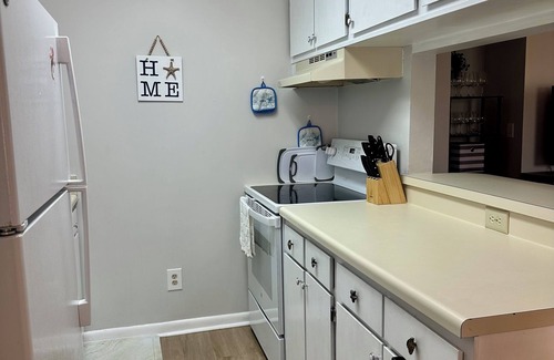 Calabash Condominio | Beautiful 2-bedroom condo with King Bed, 2 Twins and a sofa bed in Calabash, NC!