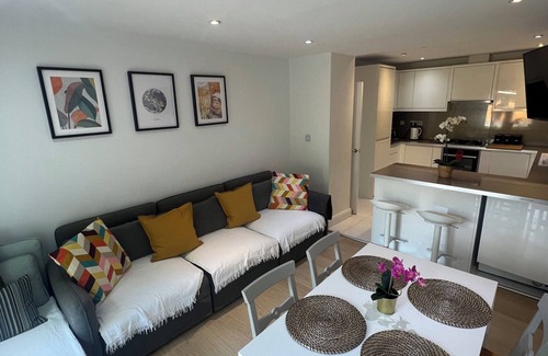 Woodhouse Apartamento | Zenobia London Luxury Apartments Flat 1