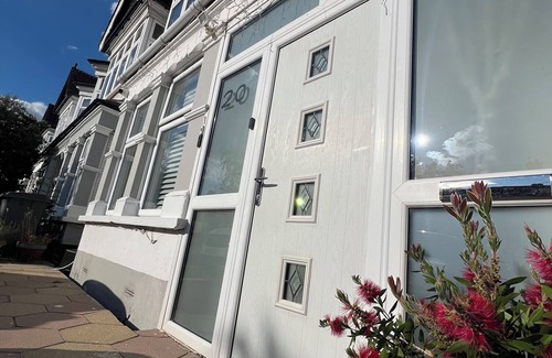 Woodhouse Apartamento | Zenobia London Luxury Apartments Flat 1