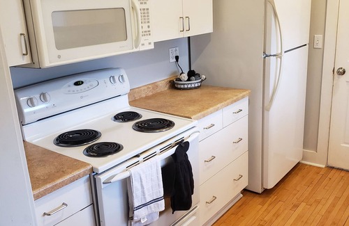 Hibbing Apartamento | Beautiful 2 Bedroom Suite In Downtown Hibbing