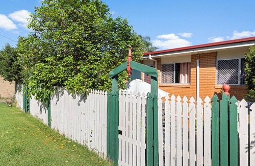 Camp Hill Casa | Beautiful 2 bedroom unit in prime location!