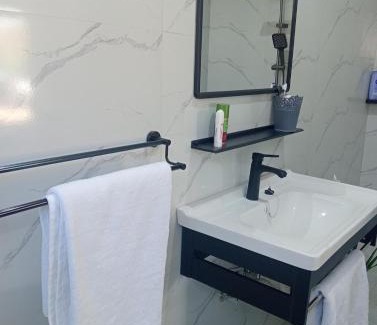 Lusaka Apartamento | Beautiful 2 bedroom with Solar backup & Wi-Fi