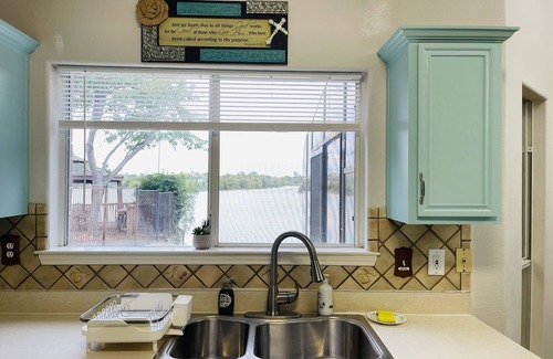 Irving Casa | Beautiful 2-story Lakefront Home @ Irving Lake - Sleeps 8