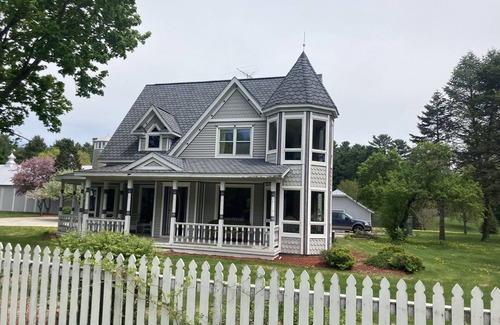 Shawano Casa | Beautiful 20 acre ranch just outside of Shawano!