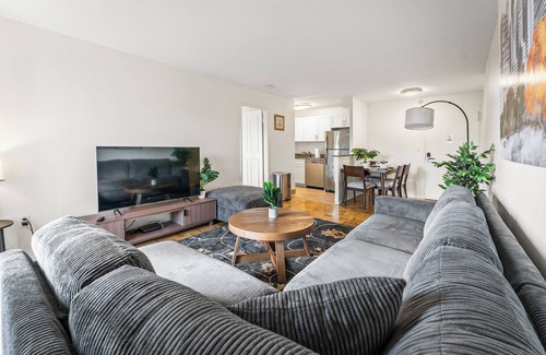 Brookline Apartamento | Beautiful 2bd/1.5ba near BU 7438