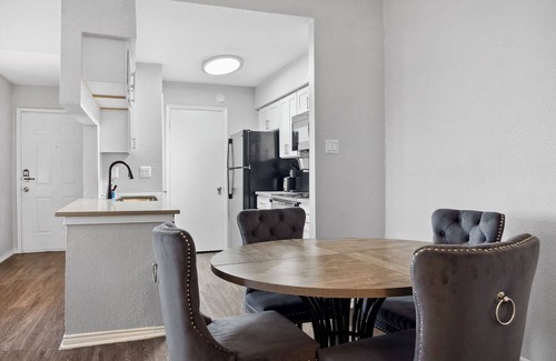 Coronado Hills Apartamento | Beautiful 2BD/2BA in University Hills 3482