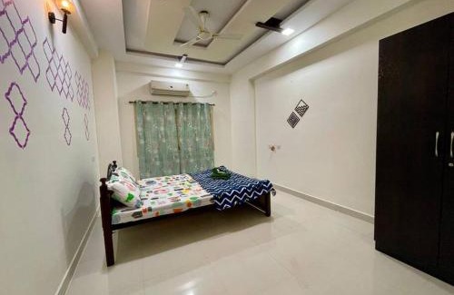 Begumpet Apartamento | Beautiful 2bhk near Begumpet