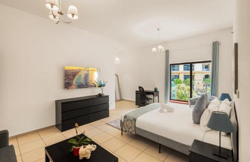 Dubai Marina Apartamento | Beautiful 2BR & 4BR Apartments on JBR Beach, Walking Distance to Bluewaters Island - By Sunkissed Holiday Homes