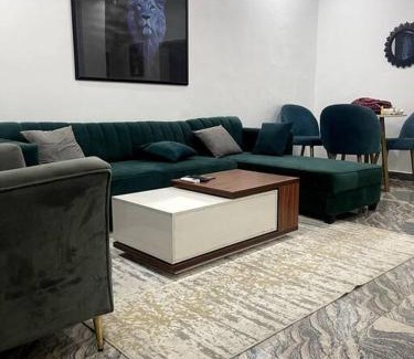 Lagos Apartamento | Beautiful 2Br Apt in Ogba, Ikeja, Lagos