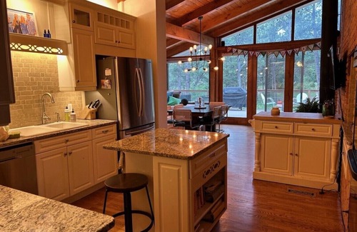 Woodmen Valley Casa | Beautiful 3.5 Acre Private Mountain House Just South of Air Force Academy