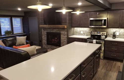Boyne Falls Condominio | Recientemente renovado para 2018 y Like No Other! 3 habitaciones / 3 baños con excelente ubicación!