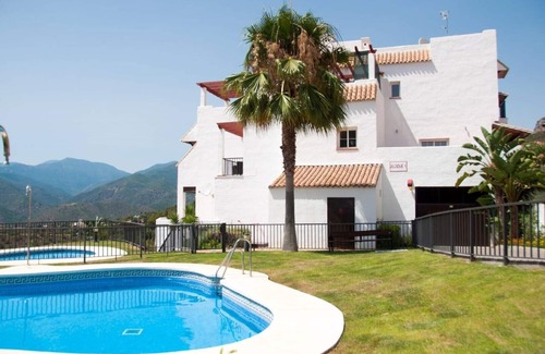 Istan Apartamento | Hermoso dúplex de 3 camas - 2 bañeras de hidromasaje privadas - Capacidad para hasta 8 personas