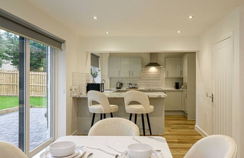 North West Casa | Beautiful 3 Bed Luxury House in Glasgow West End
