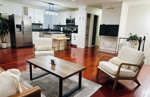 Capitol Heights Casa | Beautiful 3-bedroom home in Capitol Heights