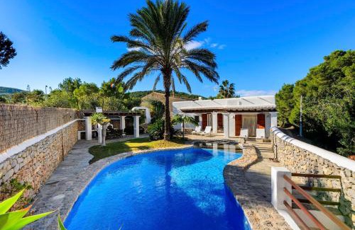 Sant Vicent de Sa Cala Casa | Beautiful 3 bedroom finca in San Vicent