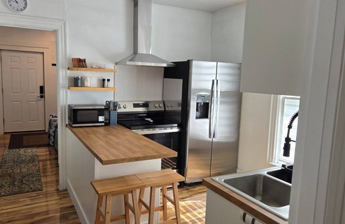 Niagara Falls Casa | Beautiful 3-Bedroom Home in Niagara Falls, New York