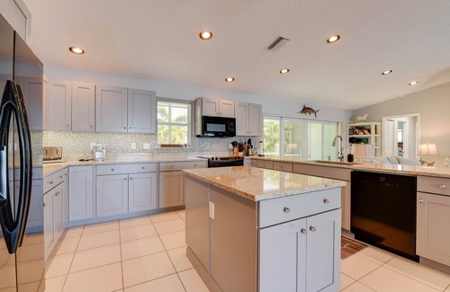 Summerland Key Casa | Beautiful 3 Bedroom 3 Bath Open Water Pool Home With Excellent Boating