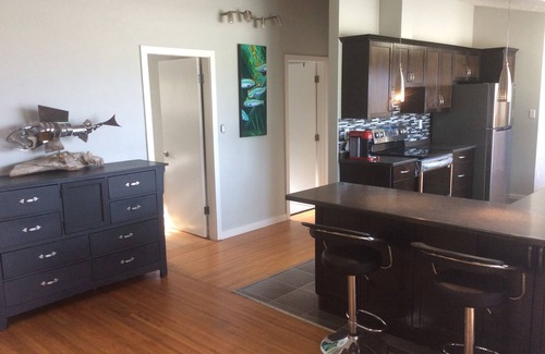 Sidney Casa | Beautiful 3 Bedroom 2 Bath House