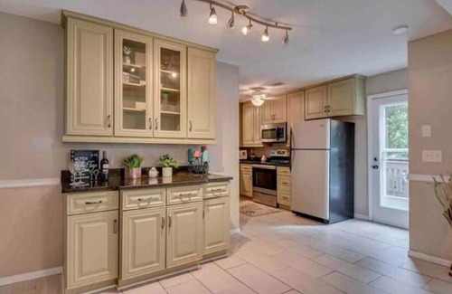 North Augusta Casa | Beautiful 3 bedroom house with a swimming pool