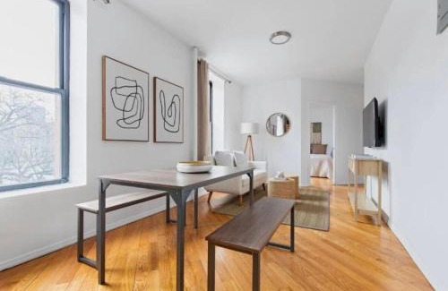 East Harlem Apartamento | Beautiful 3-Bedroom, 2-Bath Apartment in NYC