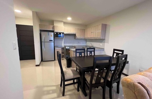 Cochabamba Apartamento | Hermoso departamento de 3 dormitorios, con parqueo