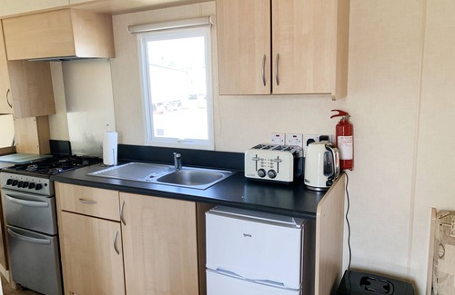 Colchester Casa | Beautiful 3-bedroom Caravan at Mersea Island