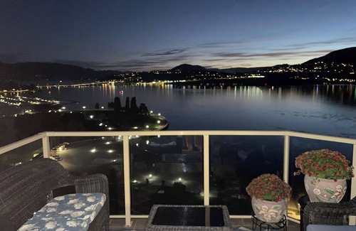 North End Apartamento | Beautiful 3 bedroom condo with a Breathtaking view of the Lake