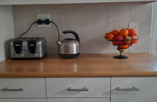 Pinelands Casa | Beautiful 3 bedroom family home!
