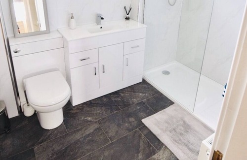 Kilrenny Casa | Beautiful 3 bedroom home in Cellardyke with fire pit in garden and dog friendly