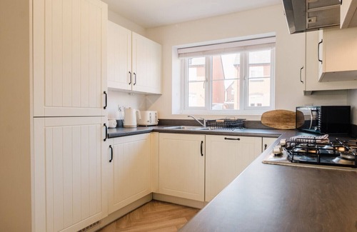 Worcester Casa | Beautiful 3 Bedroom Home Near Worcester