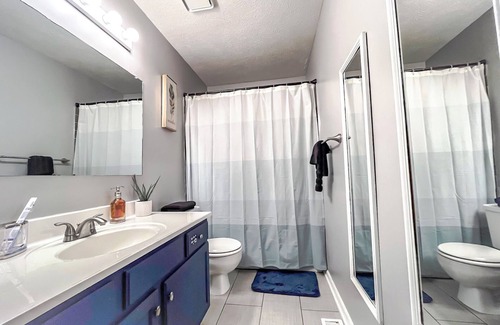 Omaha Casa | Beautiful 3 Bedroom Home with Hot Tub and Game Room