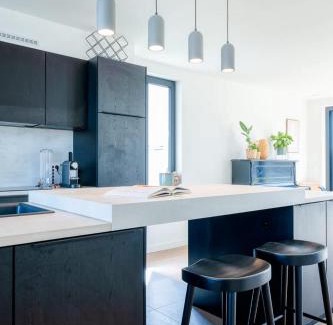 Astene Apartamento | Beautiful 3-Bedroom Home with Garden & Parking