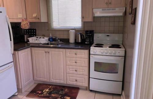 Newtonbrook Casa | Beautiful 3 Bedroom House in Toronto + Free Parking