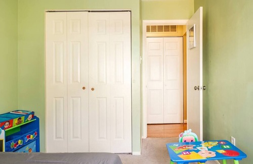 Crofton Casa | Beautiful 3-bedroom house with garage 20min from DC and 6 FLags